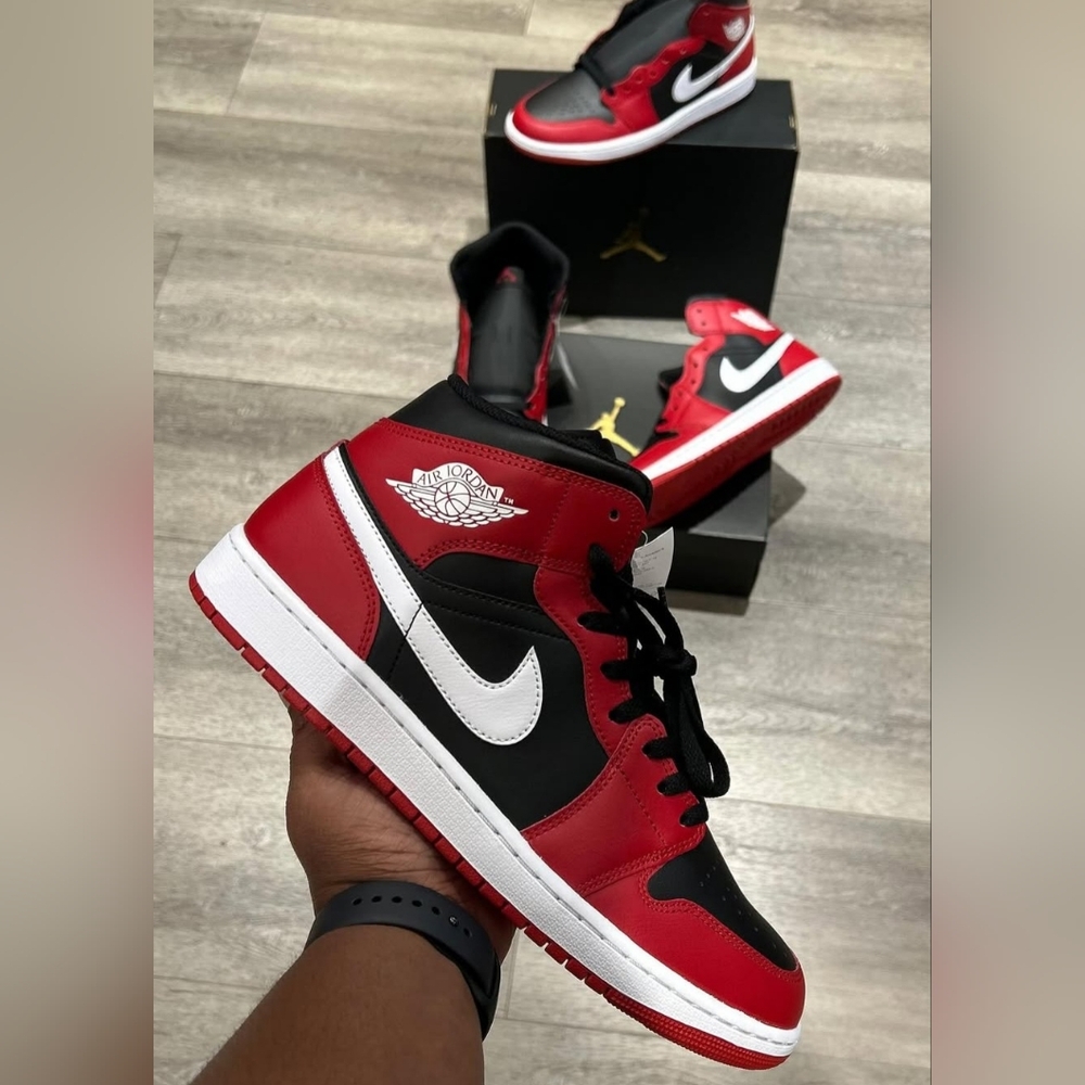 AIR JORDAN 1 MID BLACK/GYM RED/WHITE WOMEN'S US SIZE 8 BRAND NEW IN BOX